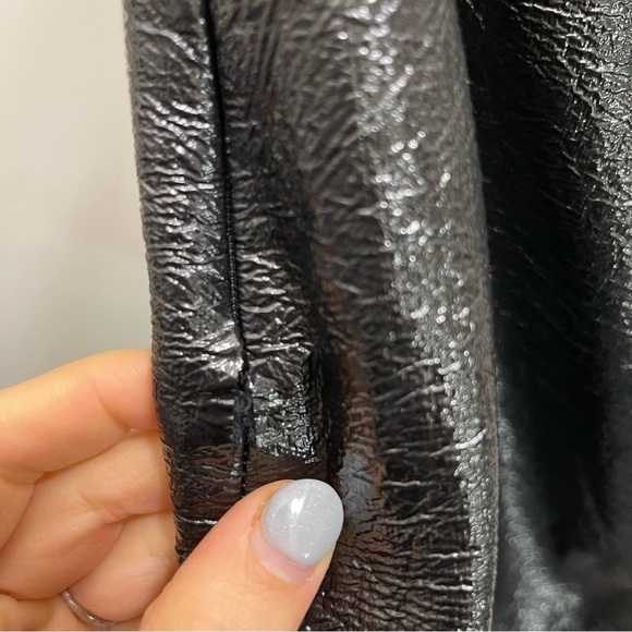 Theory leather skirt - Picture 3 of 3